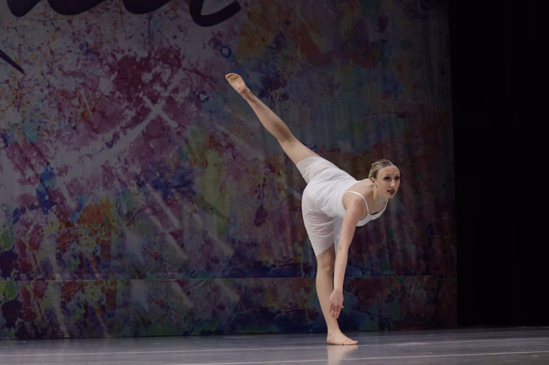 Jillian Chase performance photo 5