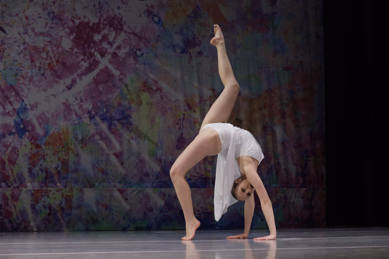 Jillian Chase performance photo 6