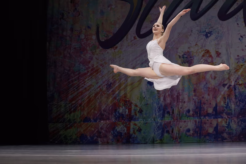 Jillian Chase performance photo 7